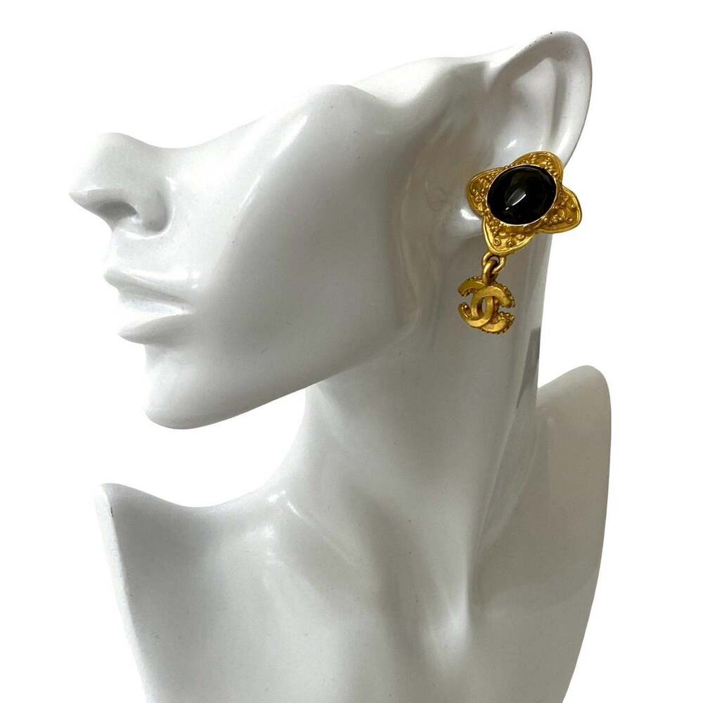 Chanel Cc Logo Flower Clip-On Earrings #209374C11B